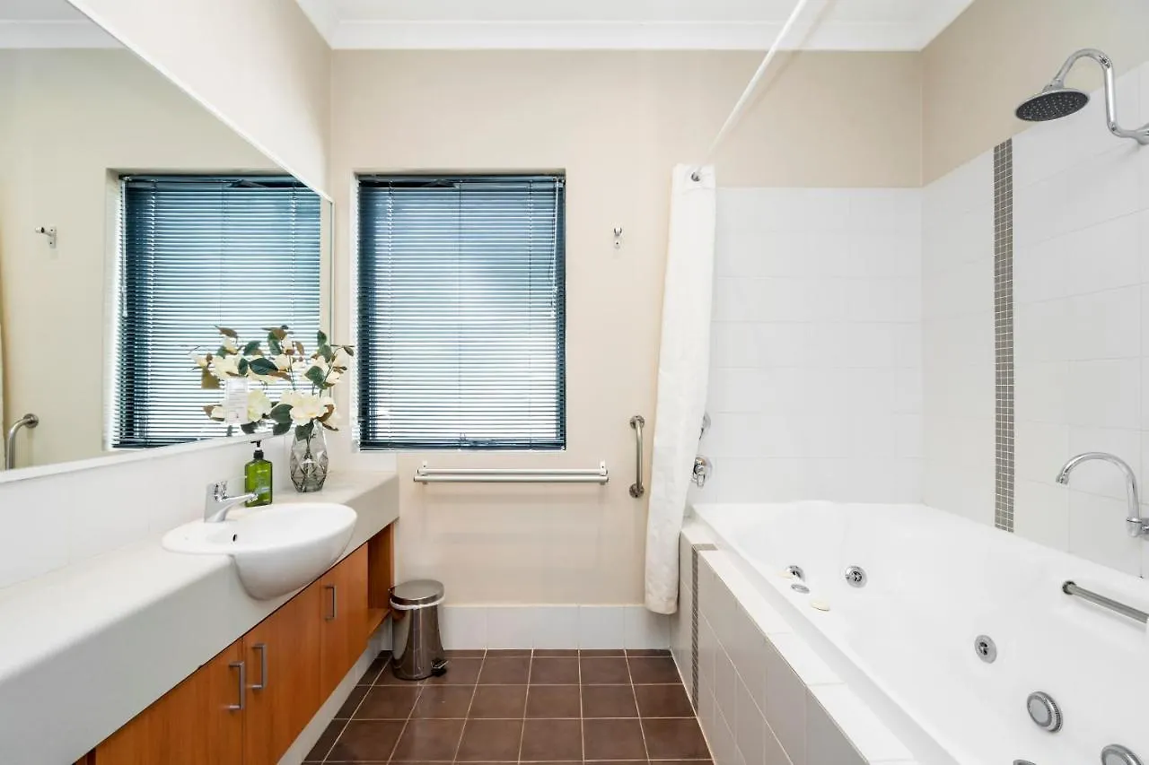 アパート 9 Fine Resort Rest 1Br Spaparkingpool パース オーストラリア